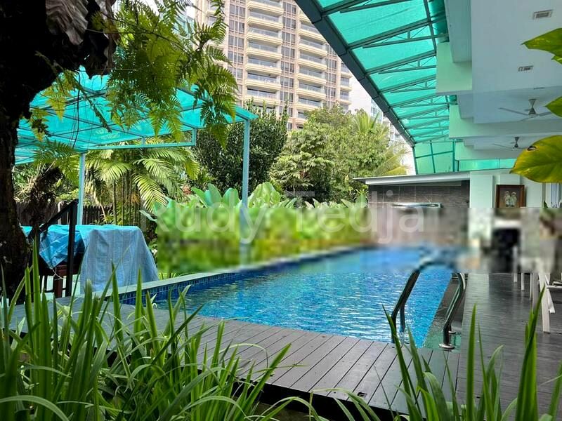 6 Bed Bungalow (Landed) for Sale in  Chatsworth Park - Image 4